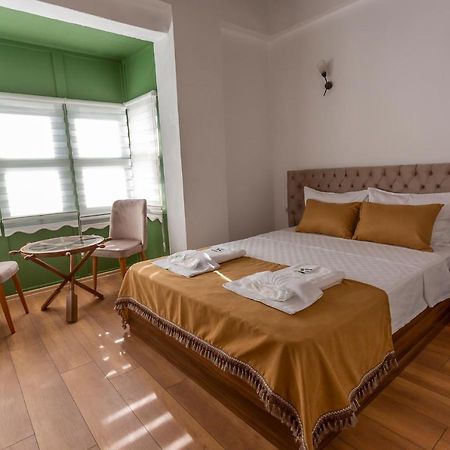 Elin Otel Alacati Кешме Экстерьер фото